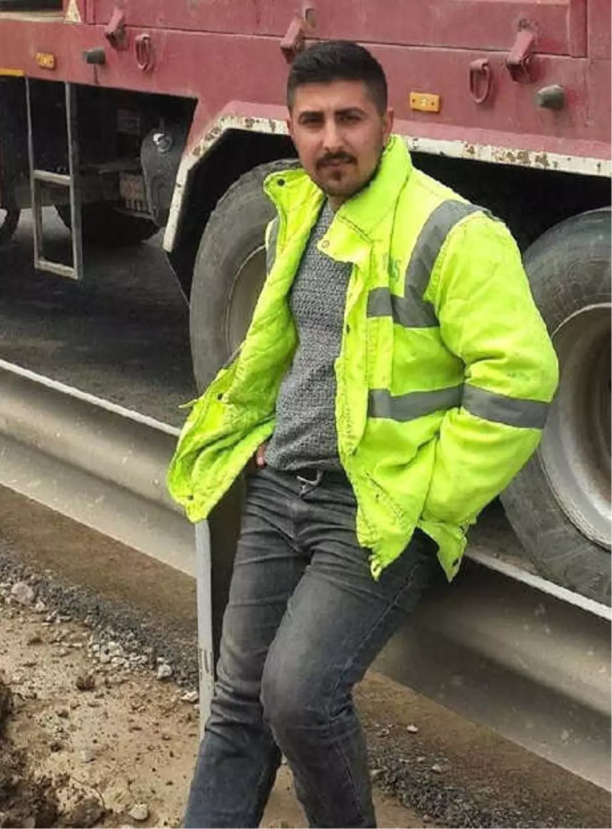 Halat Koptu Vinç Operatörü Canından Oldu