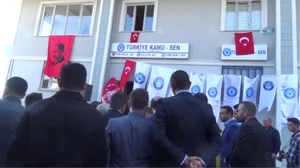 Türkiye Kamu-Sen Ahlat\'ta Yeni Hizmet Binasını Açtı