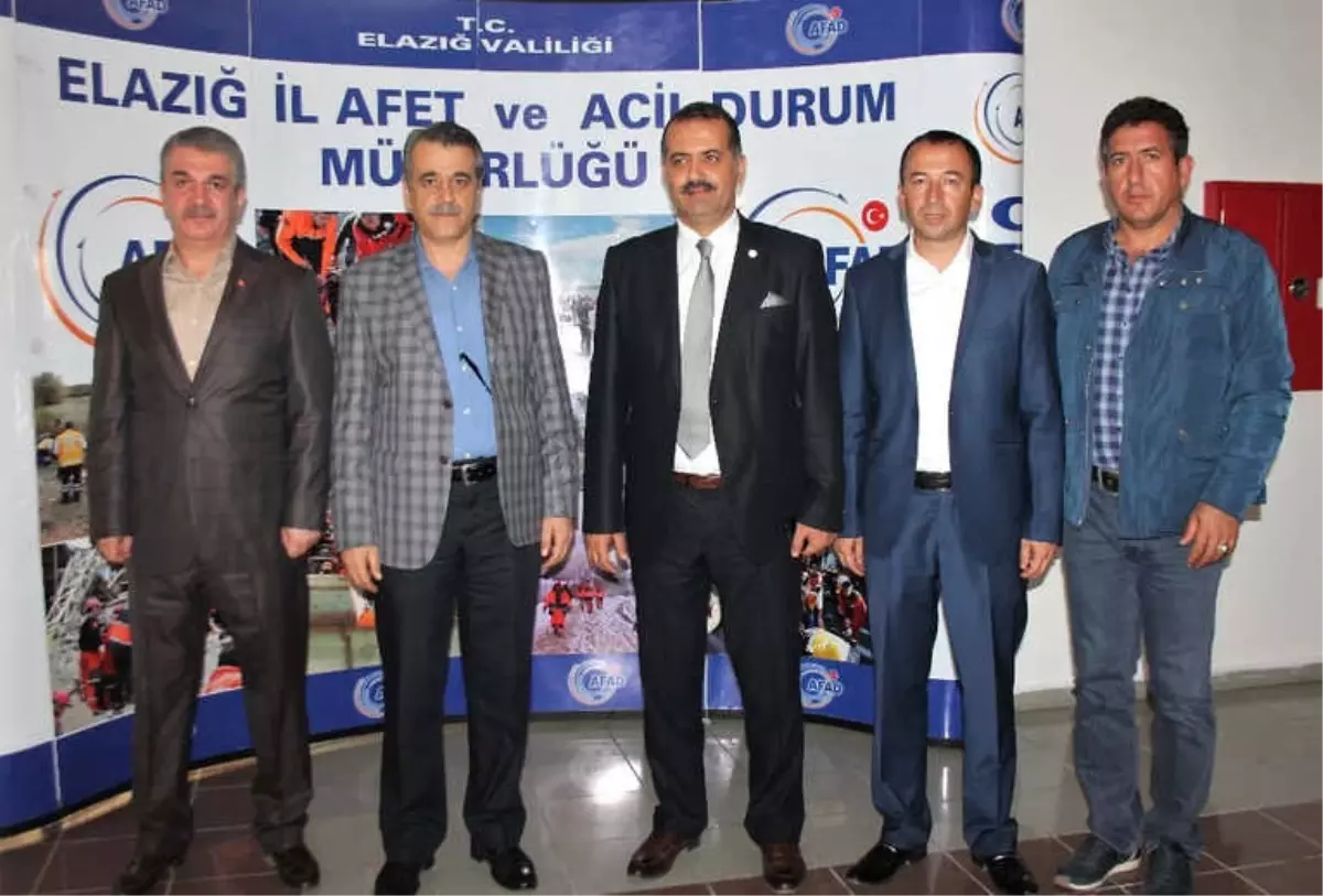 Afad-Sen Genel Başkanı Çelik\'in Elazığ Ziyareti