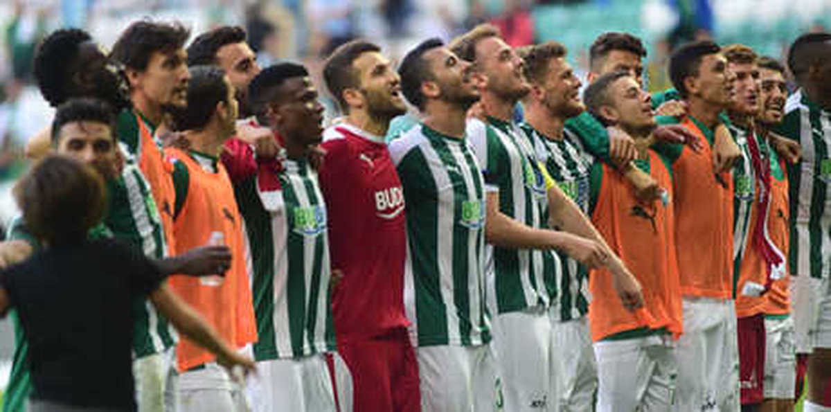 Bursaspor\'un 10 Maçlık Galibiyet Hasreti Bitti