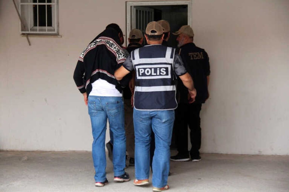 Fetö\'nün Askeri Yapılanmasına Operasyon: 7 Şüpheli Adliyeye Sevk Edildi