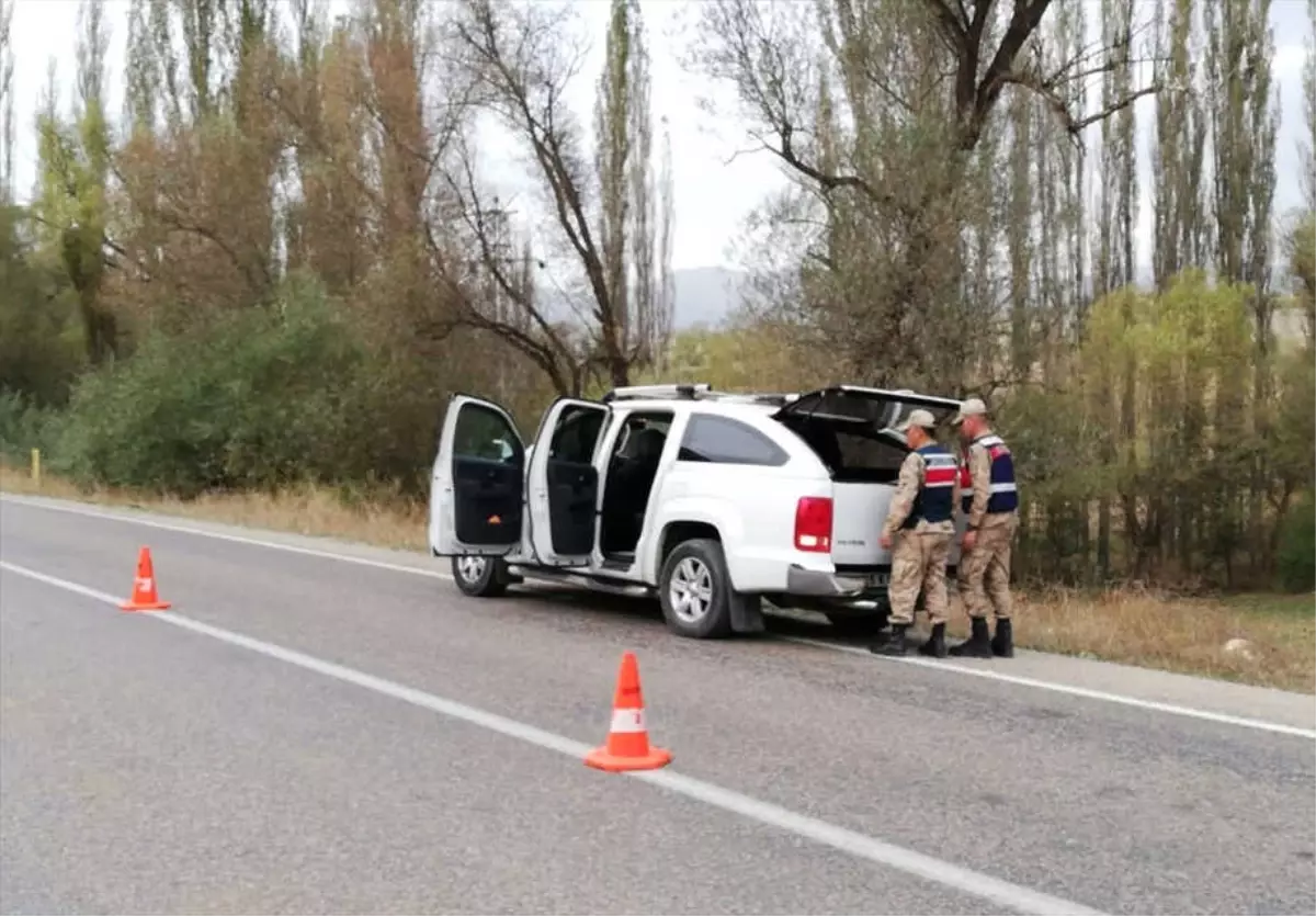 Gümüşhane\'de İzinsiz Patlayıcı Taşıyan 2 Kişi Tutuklandı