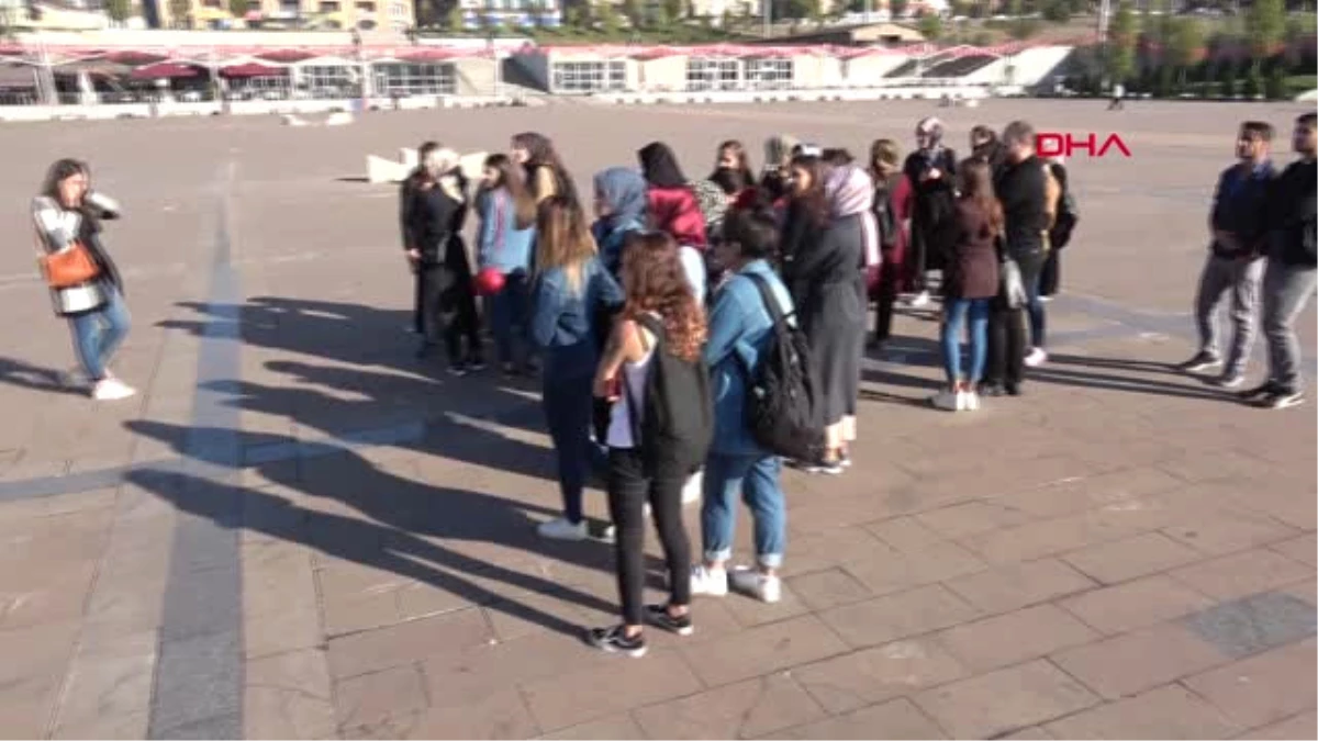 Karabük\'te Üniversite Öğrencilerinden Formasyon Tepkisi