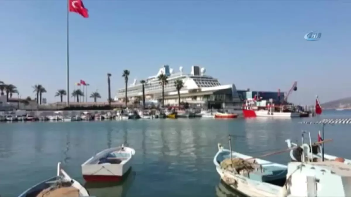 Kuşadası\'nda Kruvaziyer Turizmi