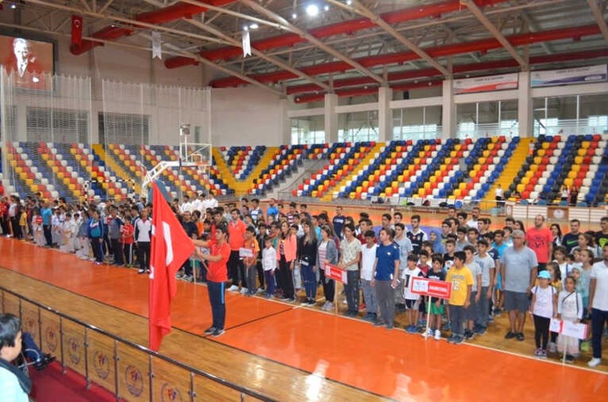 Amatör Spor Haftası Tören ile Başladı