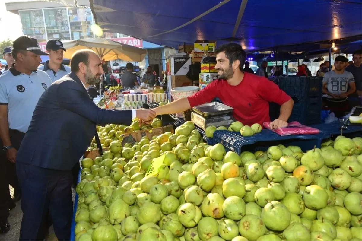 Başkan Edebali Pazar Denetiminde