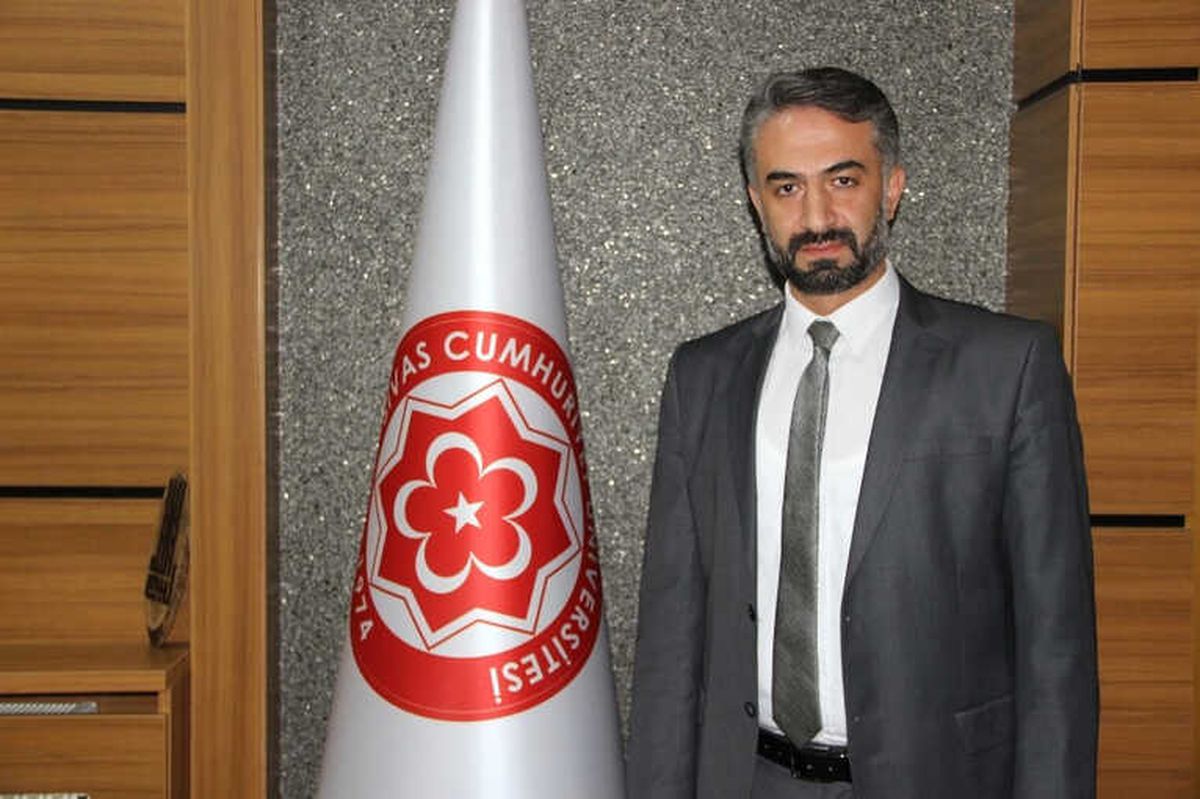 Cü Genel Sekreteri Doç. Dr. Yekbaş: "Balo Salonunda Yasal Anlamda Bir Sıkıntı Yok"