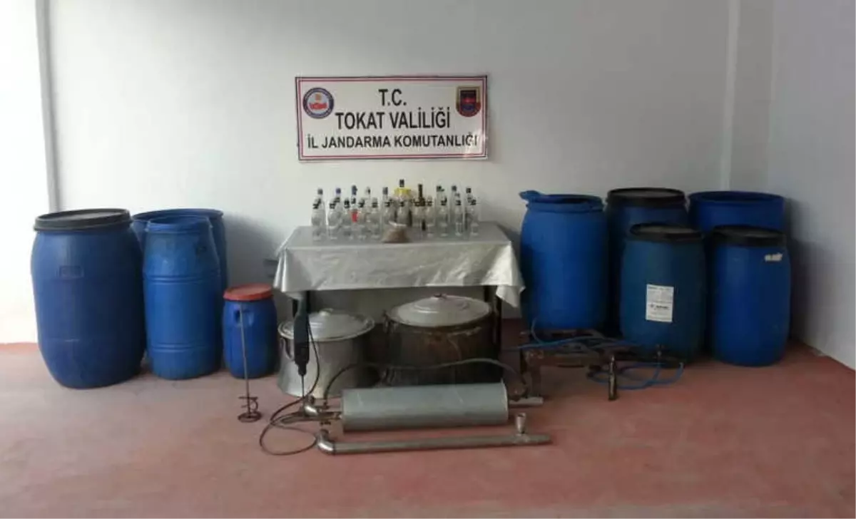 İmal Ettiği 800 Litre Rakıyı Satamadan Yakalandı