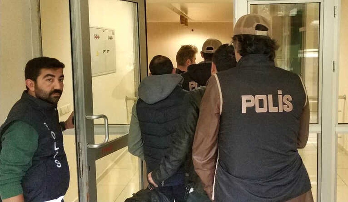 Samsun\'da Fetö\'den 3 Askere Adli Kontrol