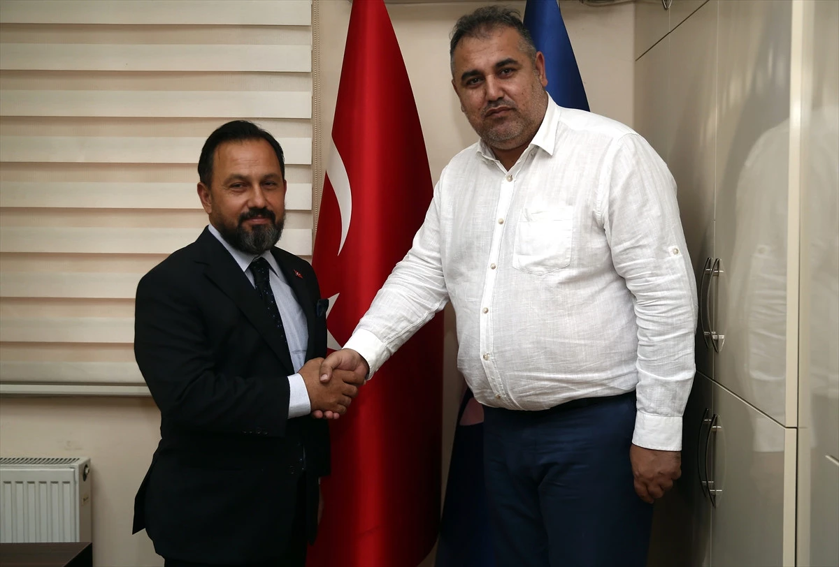 Sarıçam Belediye Başkanı Uludağ\'dan Aa\'ya Ziyaret