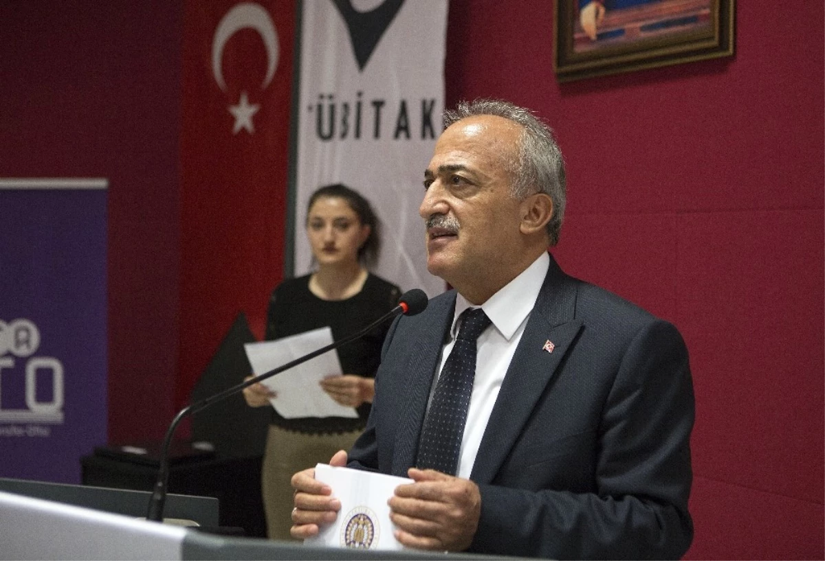 Tübitak Üniversite Proje Yarışmaları Bölge Sergisi Atatürk Üniversitesinde Başladı