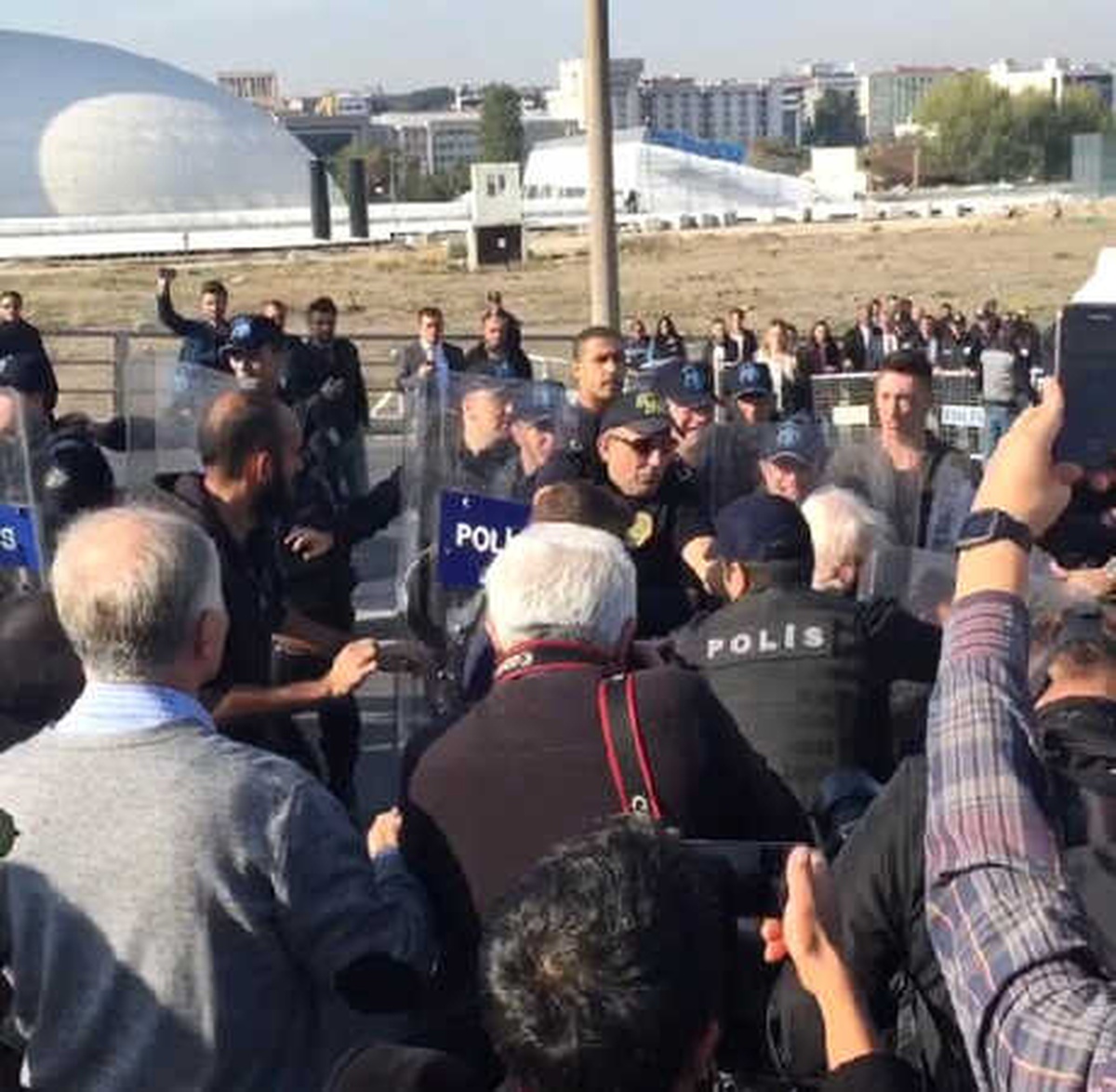 Ankara Garı\'ndaki Saldırıda Ölen Vatandaşlar Anıldı (2)