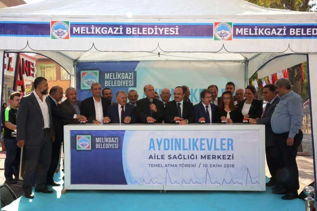 Aydınlıkevler Aile Sağlığı Merkezi\'nin Temeli Atıldı