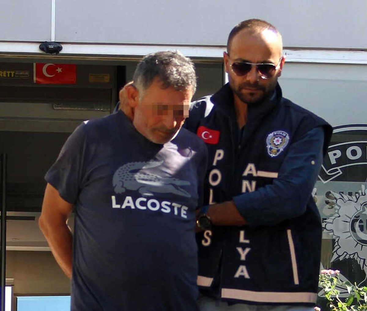 Ayrılmak İsteyen Sevgilisini Öldüren Zanlı Adliyeye Sevk Edildi