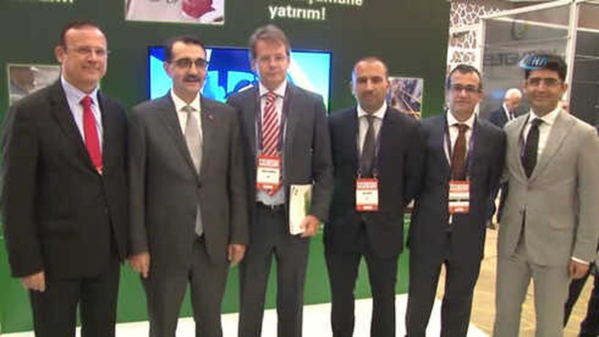 Bakan Dönmez: "Bazı Sahaların Ruhsat Devir İhalesini Yaptık"