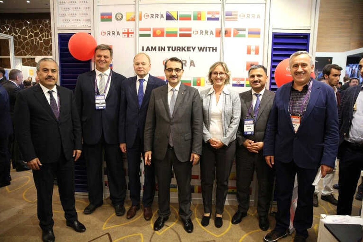 Bakan Dönmez: "Sektörün Enerji Piyasasına Güveni Devam Ediyor"