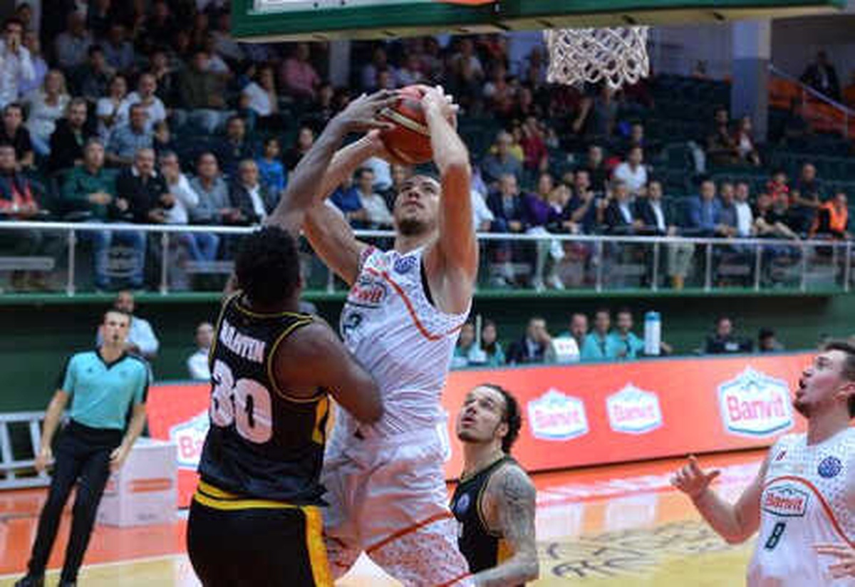 Banvit - MHP Riesen Ludwigsburg: 89-76