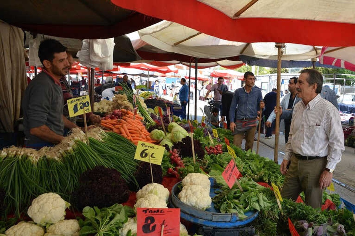 Başkan Ataç Ertuğrulgazi Mahallesinde