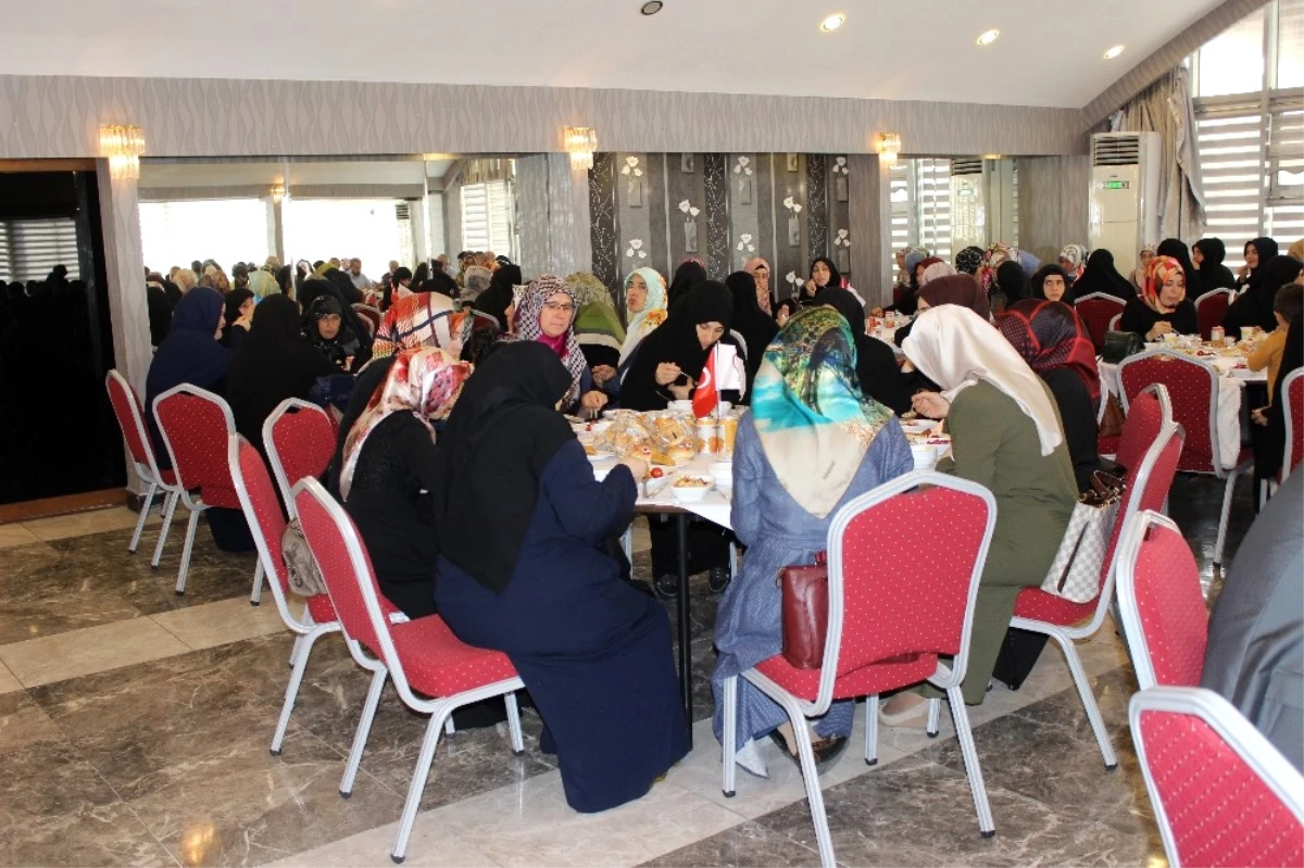 Başkan Aydıner, Bayrampaşa\'daki Din Görevlileri ile Yemekte Buluştu