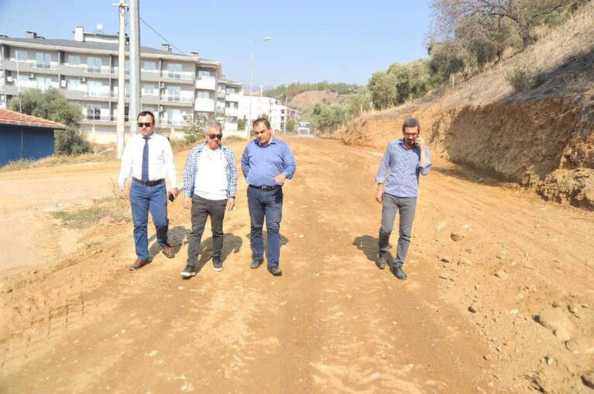 Büyükşehirden İsabeyli\'de Yol Hamlesi