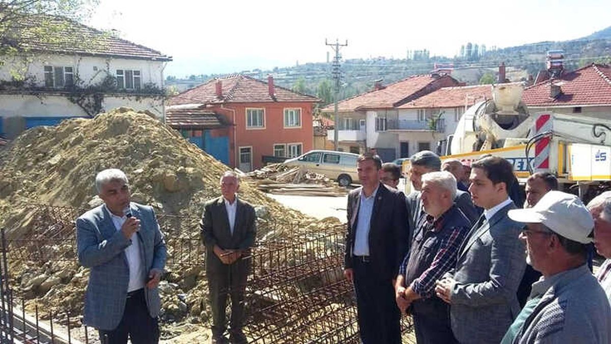 Çatak Köyü Camii\'nin Temeli Atıldı