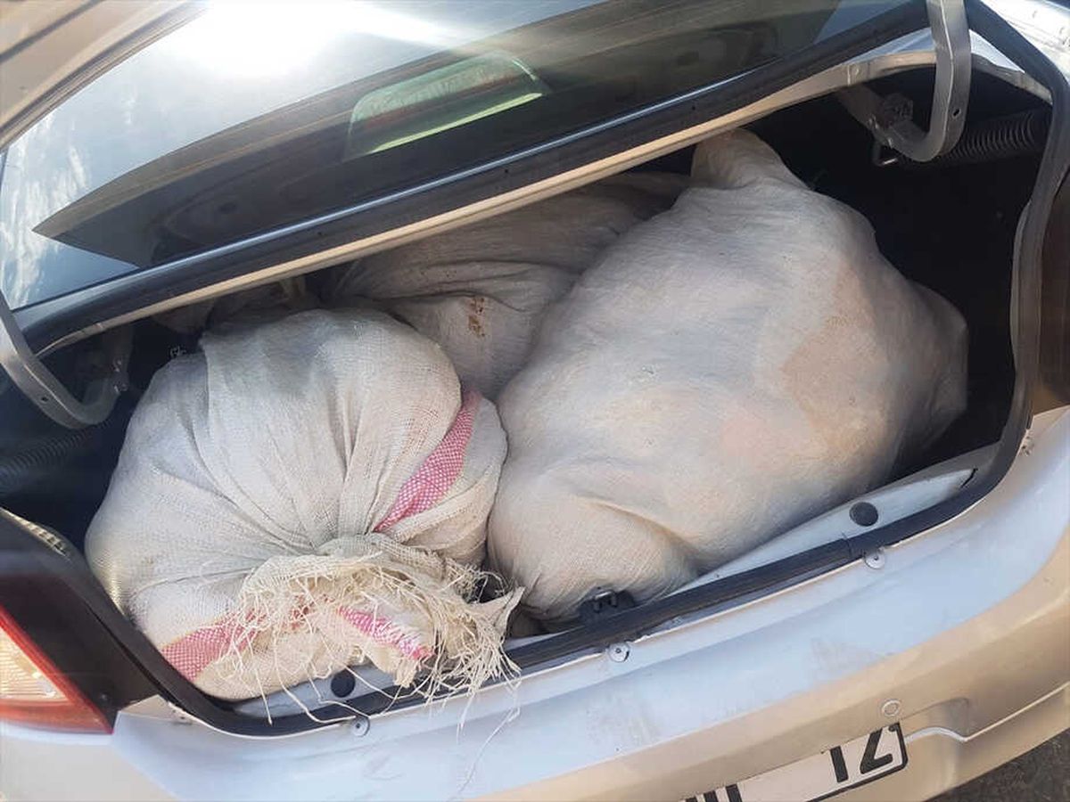 Diyarbakır\'da Bir Ayda 1 Ton 863 Kilo 763 Gram Esrar Ele Geçirildi