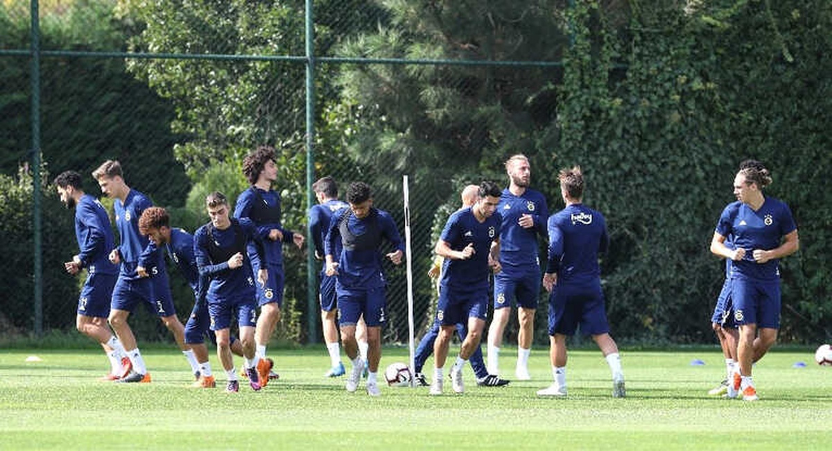 Fenerbahçe, Sivasspor Maçı Hazırlıklarını Sürdürüyor