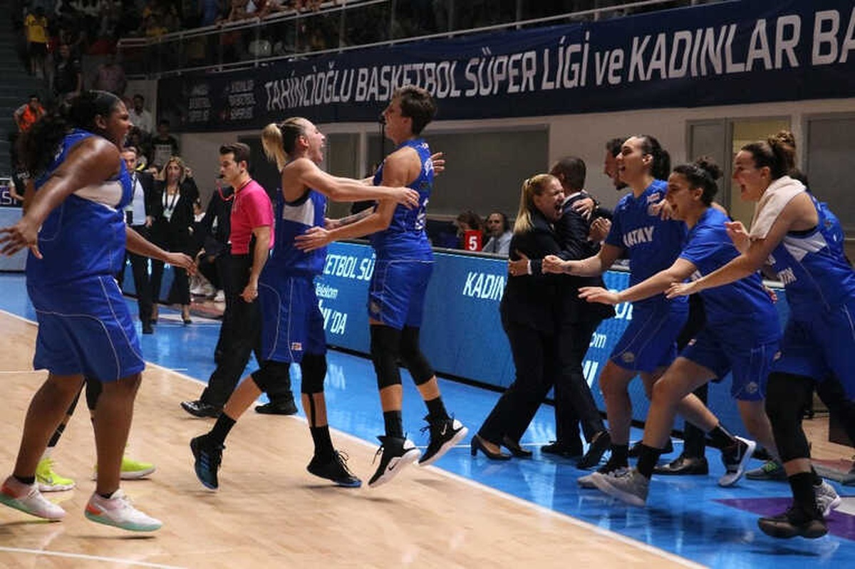 Hatay Büyükşehir Belediyespor, Kadınlar Cumhurbaşkanlığı Kupası\'nı Kazandı