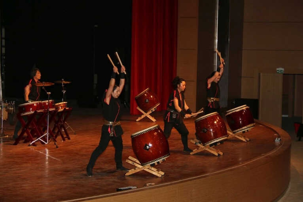 Japon Davul Grubu Masa-Daiko Nevü\'de Sahne Aldı