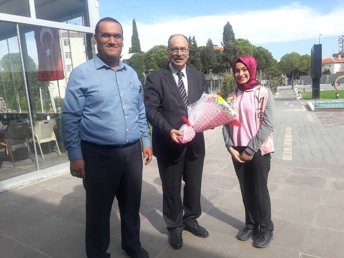 Kariyer Günleri\'nin Konuğu Sümen Oldu
