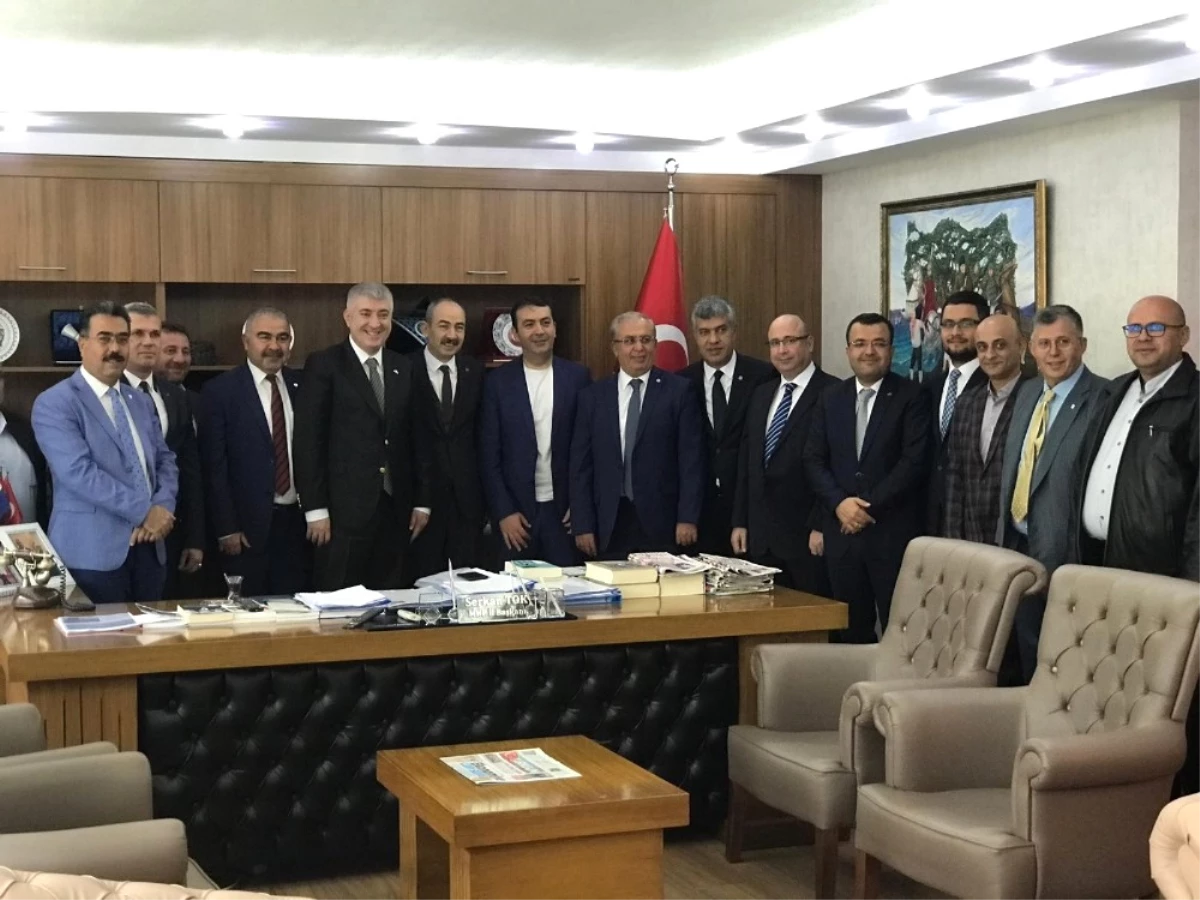 Kto Yönetimi MHP İl Başkanı Serkan Tok\'u Ziyaret Etti
