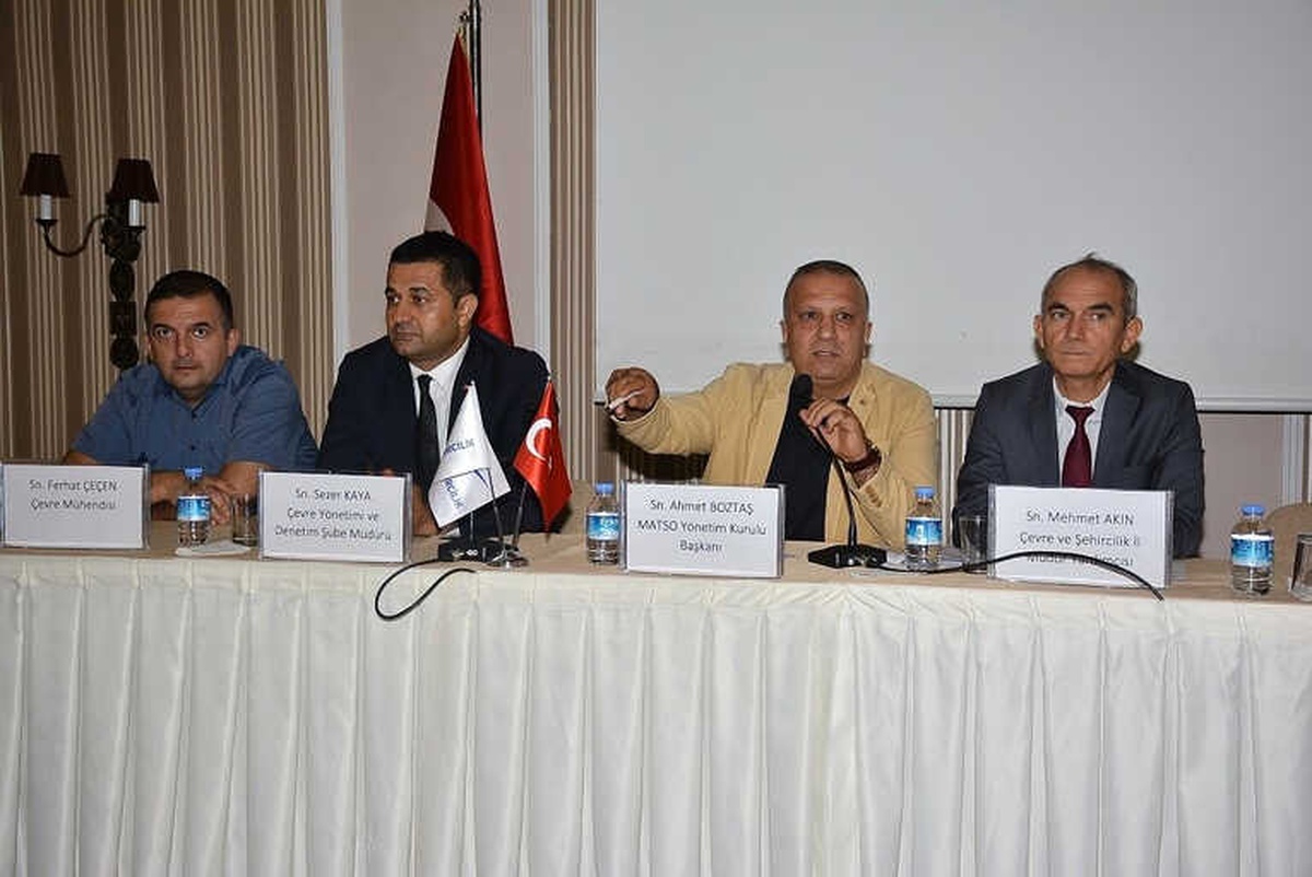 Manavgat\'ta \'Sıfır Atık Projesi\' Bilgilendirme Toplantısı Yapıldı