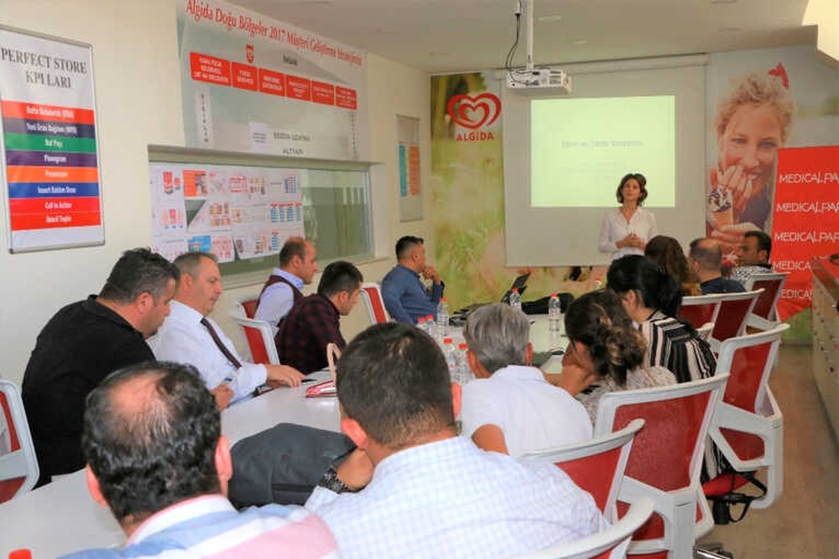 Medicalpark\'tan Stres Yönetimi Semineri