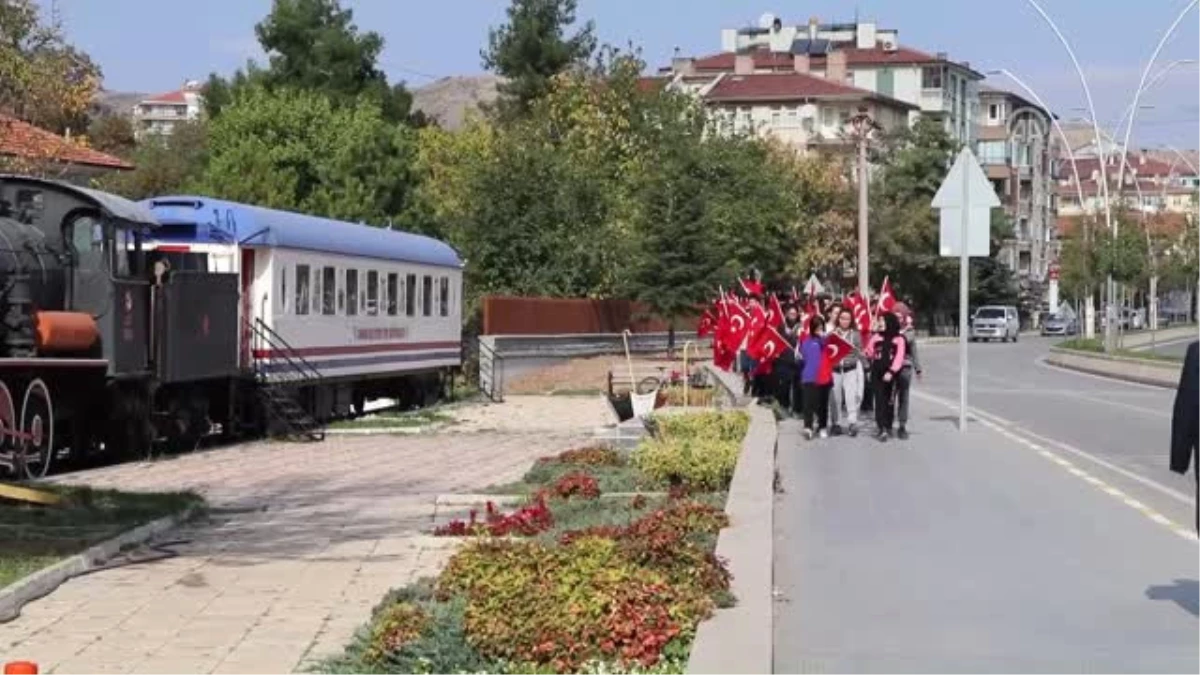 Öğrencilere İstiklal Yolu Parkı\'nda Eğitim