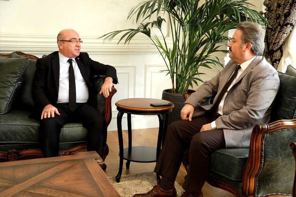 Rektör Karamustafa, Başkan Palancıoğlu\'nu Ziyaret Etti
