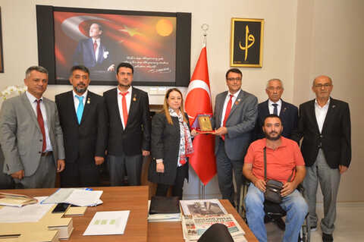 Şehit Aileleri Ve Gazilerden Rektör Prof. Dr. Karabulut\'a Ziyaret
