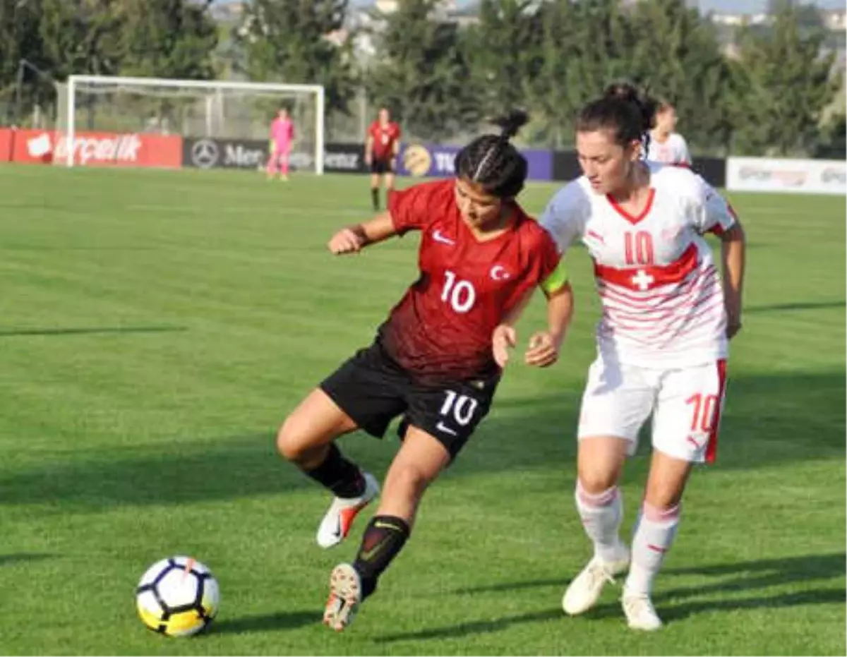 U19 Kadın Futbol Milli Takımı Elit Tur\'a Yükseldi