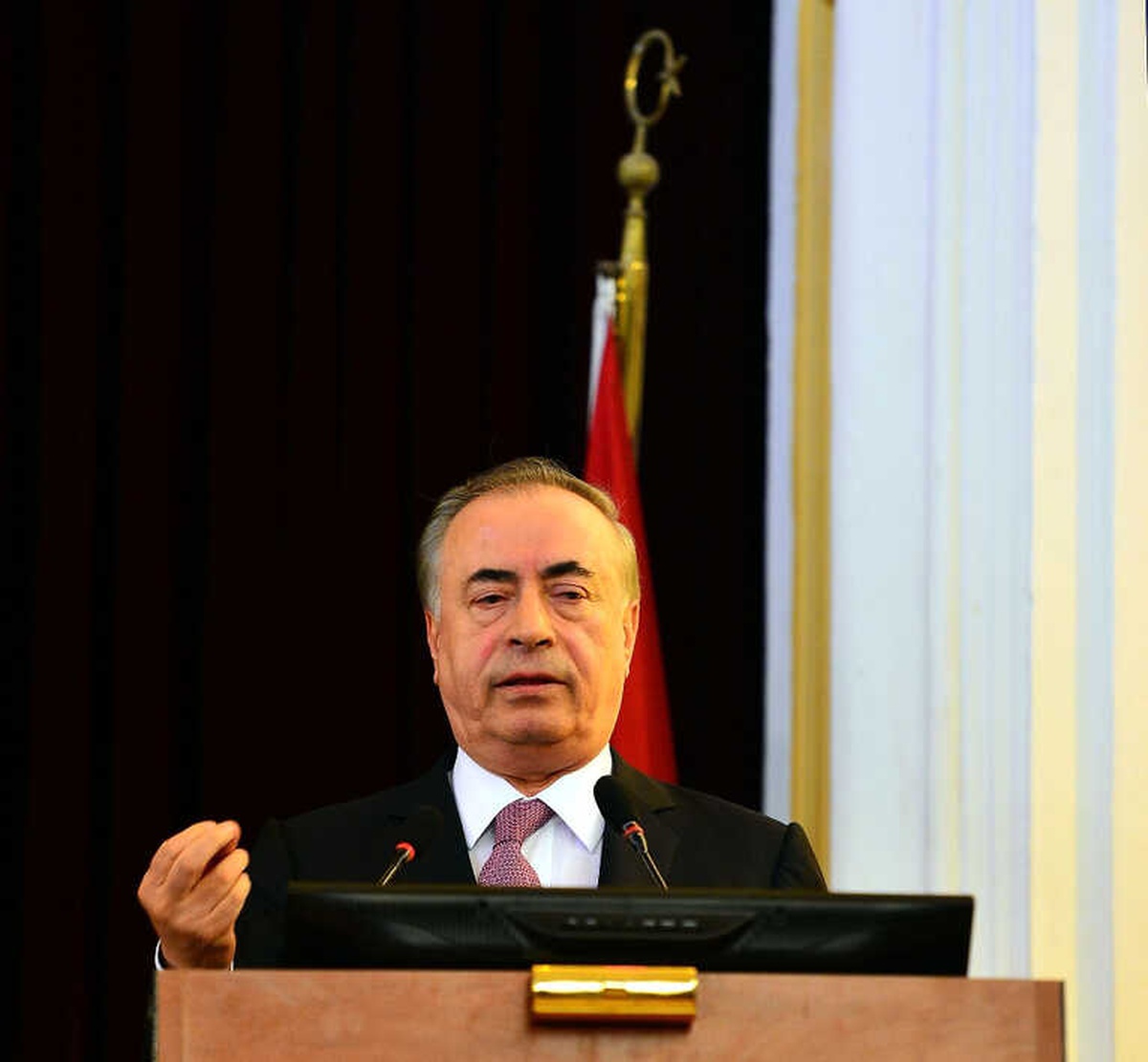 UEFA Tamamen Bizim Yanımızda"