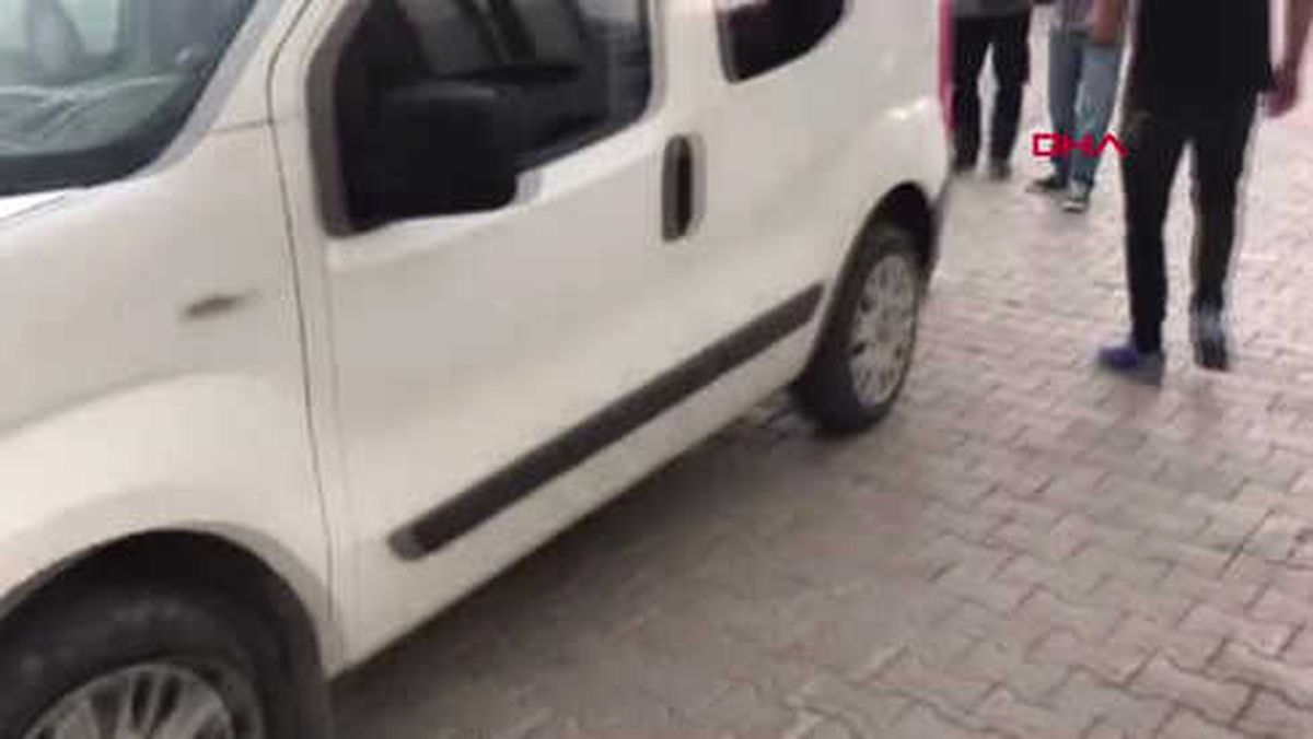 Van\'da Park Halindeki Araçta 51 Kilo Eroin Ele Geçirildi