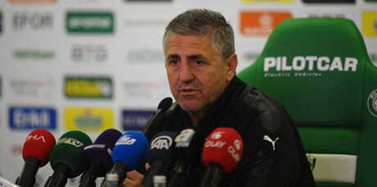 Bursaspor\'da Yılmaz Bal Görevden Ayrıldı