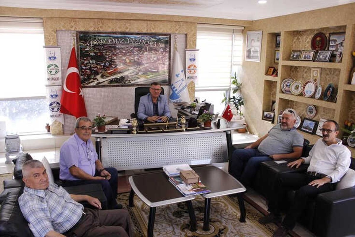 Darıca Bilecikliler Dayanışma Derneği\'nden Vezirhan Belediyesine Ziyaret