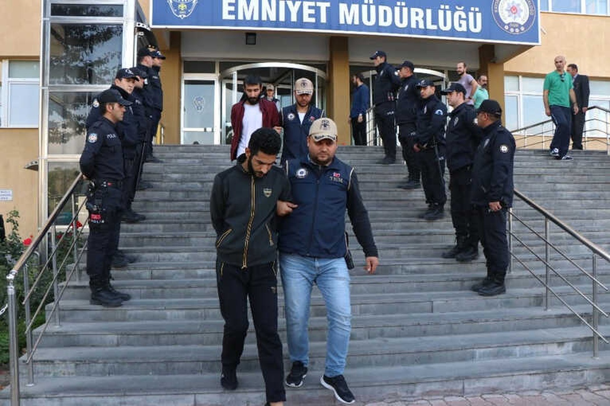 Deaş\'ın Göç ve Lojistik Komitesi Sorumlusunun Kardeşleri Yakalandı