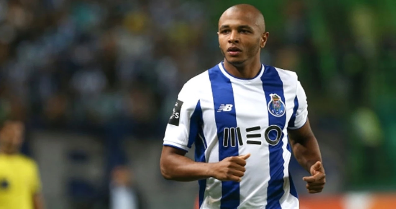 Galatasaray\'ın Rakibi Porto\'da Brahimi, Takımdan Ayrılma Kararı Aldı