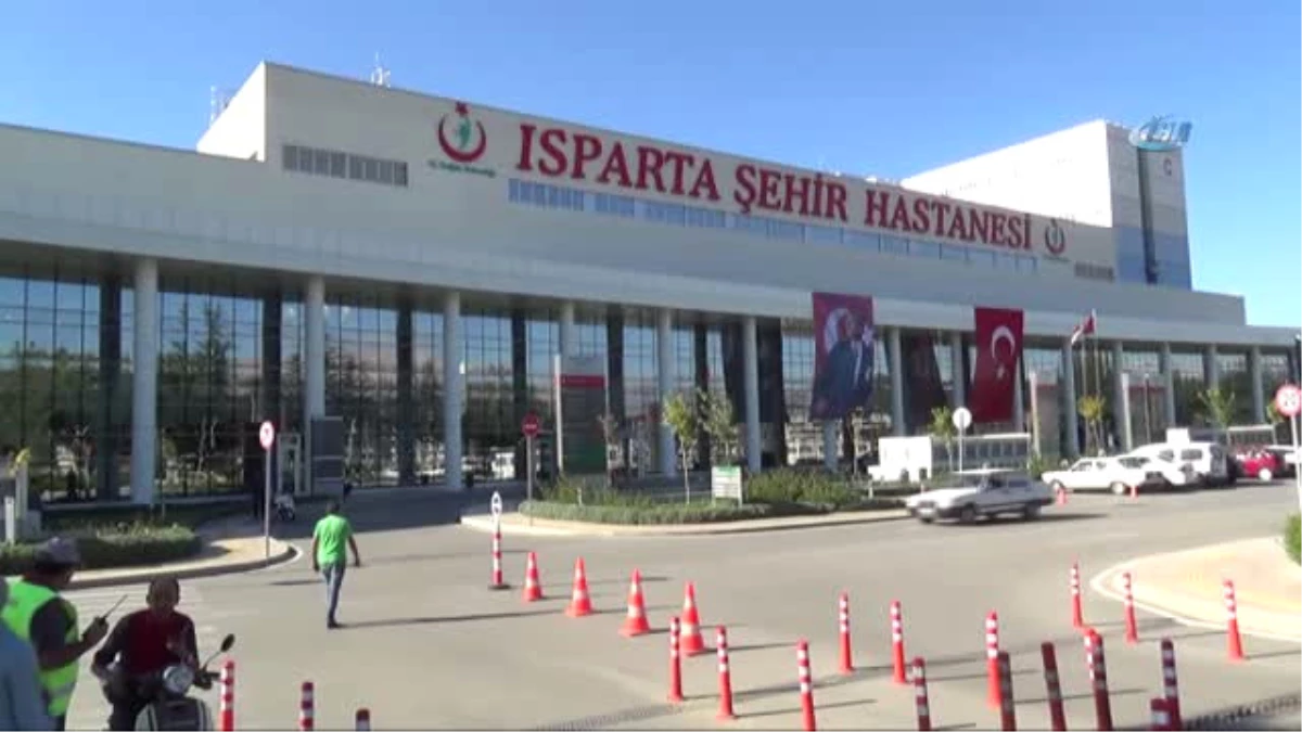 Isparta Şehir Hastanesi\'nde Vur Patlasın - Çal Oynasın Palyatif Fest