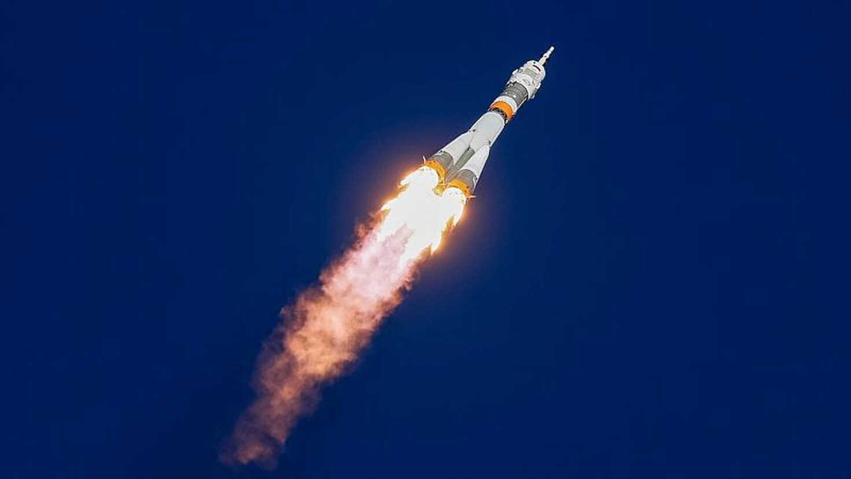Kaza Yapan Soyuz M-10 Uzay Aracındaki Astronot ve Kozmonot Kurtarıldı