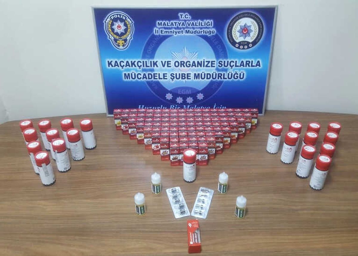Malatya\'da Kaçak Sigara ve İçki Operasyonu