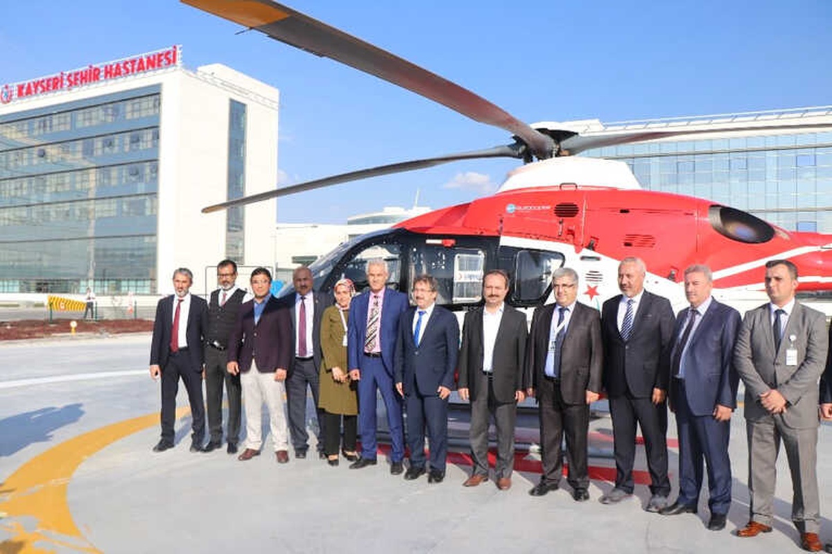 Şehir Hastanesi\'ne İlk Helikopter Ambulans İndi