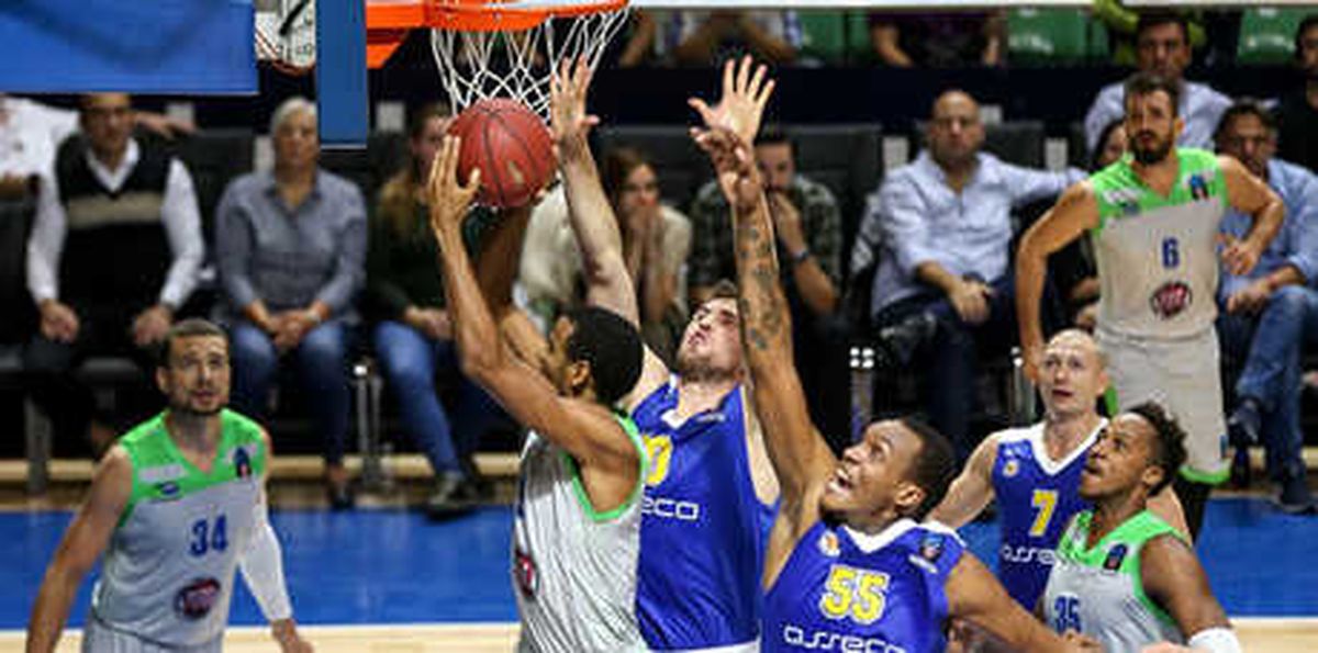 Tofaş - Asseco Gdynia: 96-79