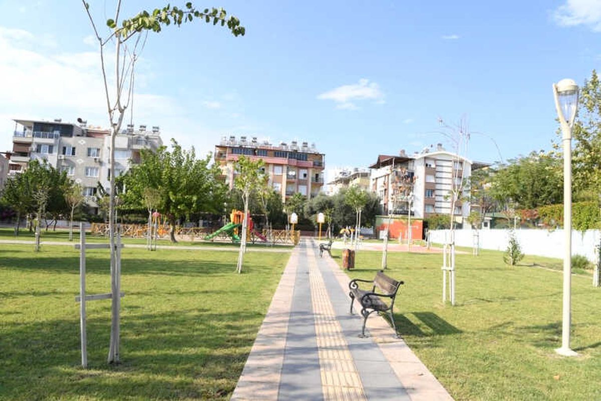 Toros Mahallesi\'nde Çocuk Bahçesi Hizmete Açıldı