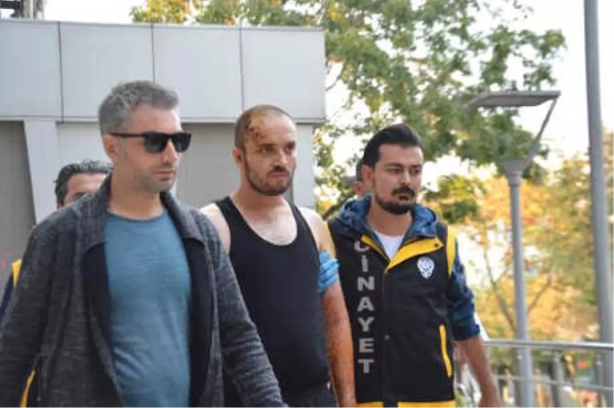 Bursa\'da Sevgilisini Benzin Döküp Yakarak Öldüren Zanlı, Adliyede